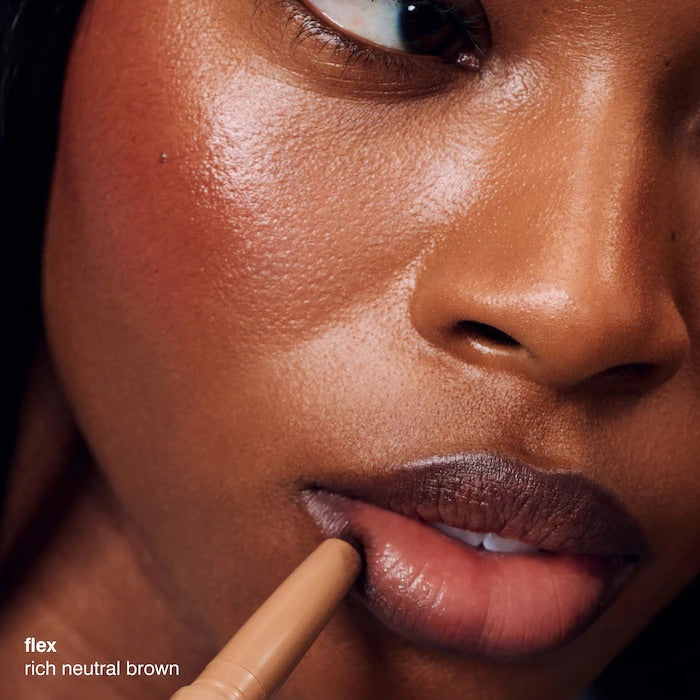 Rhode Flex Peptide Lip Shaper